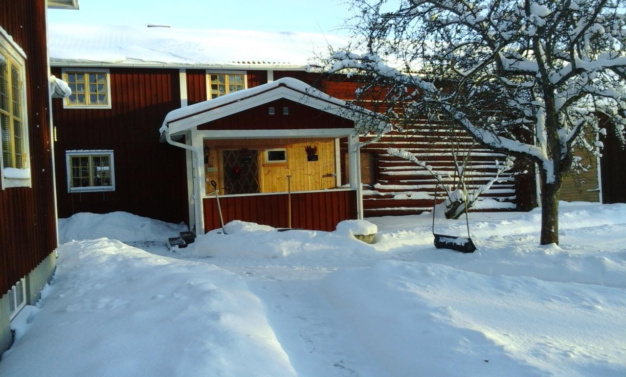 Draenggardens Stuga Pa Genuin Raettviksgard Boda  Exterior foto